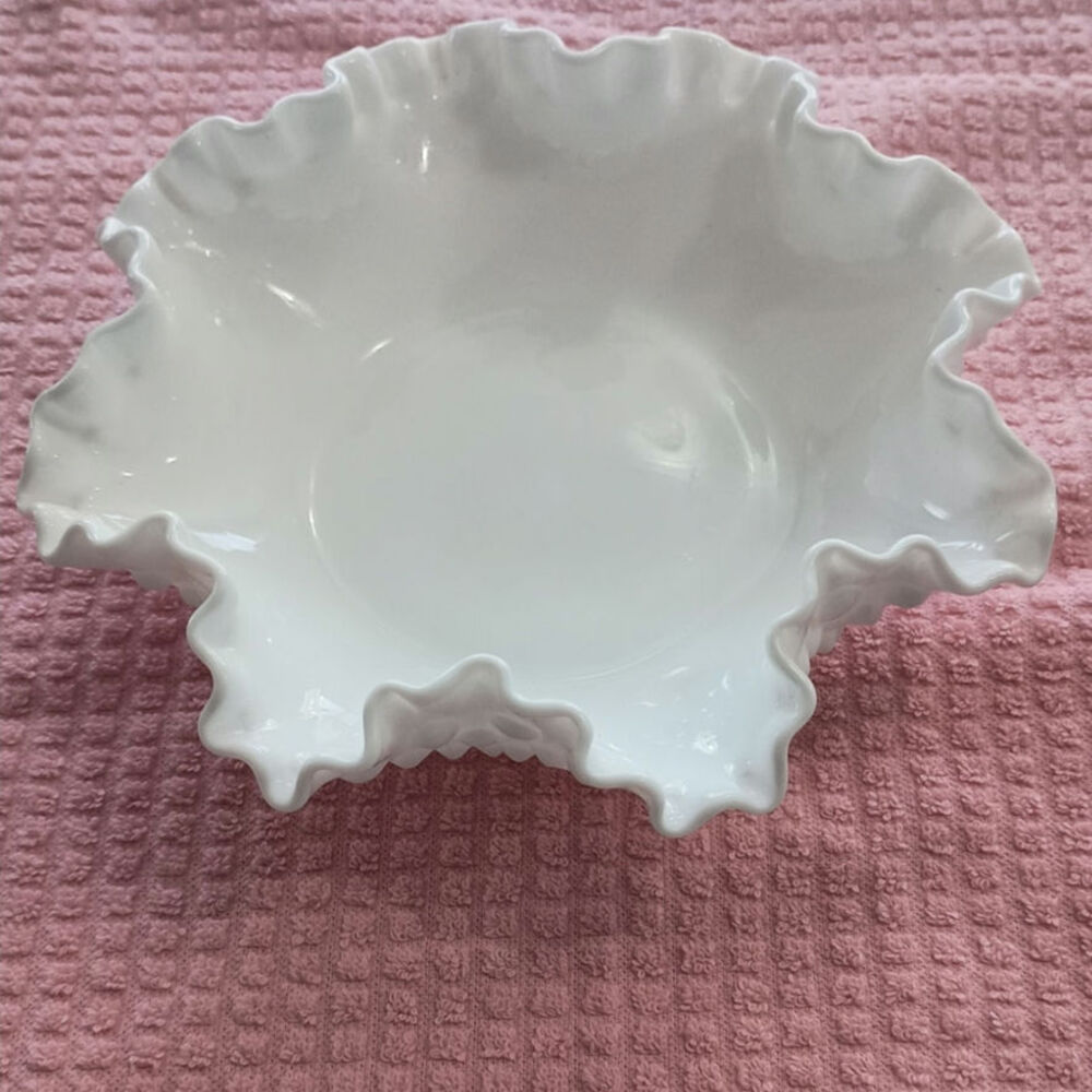 Vtg Fenton Hobnail white glass ruffle bowl elegant chic ruffled edge collector